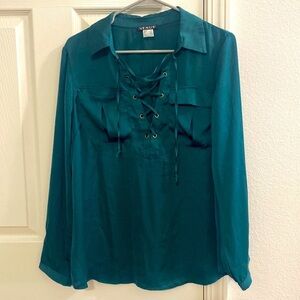 Venus Women’s Size Medium Dress Top